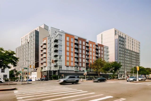 Woodside Central63449181827457121