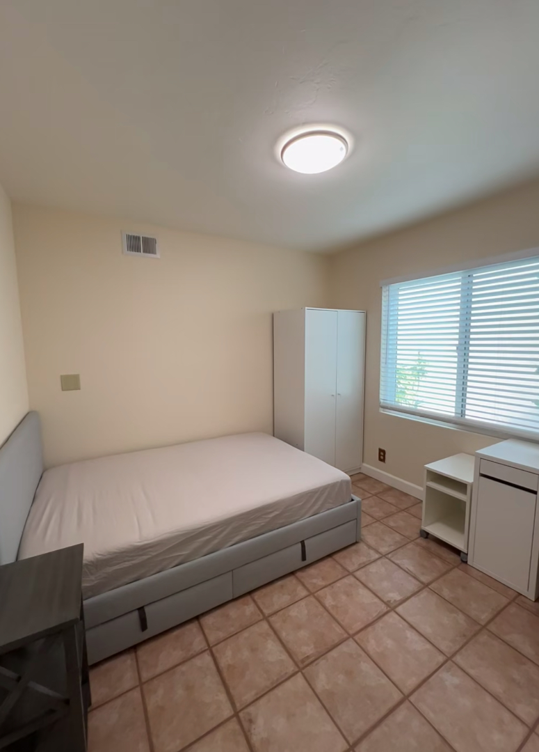 [Atlanta GT] High-score apartment, kinetic roommate63249002582401121
