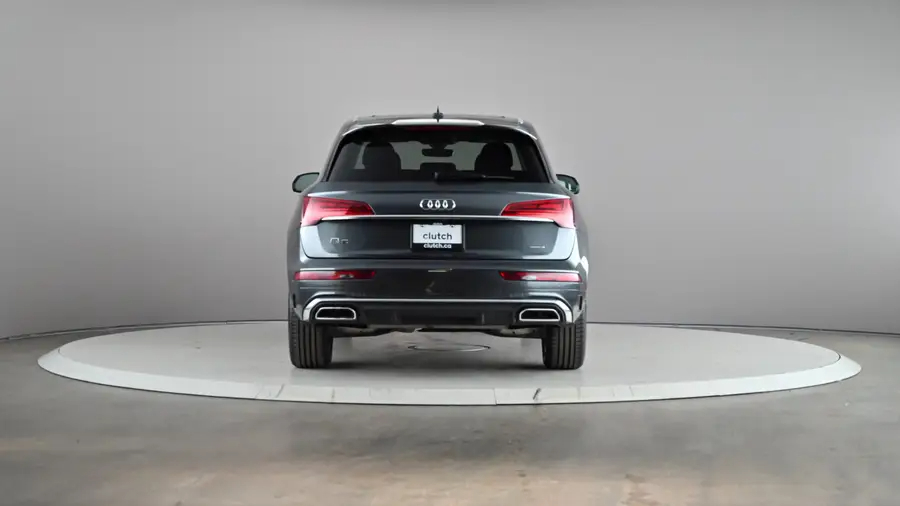 2023 Audi Q563868235162625121