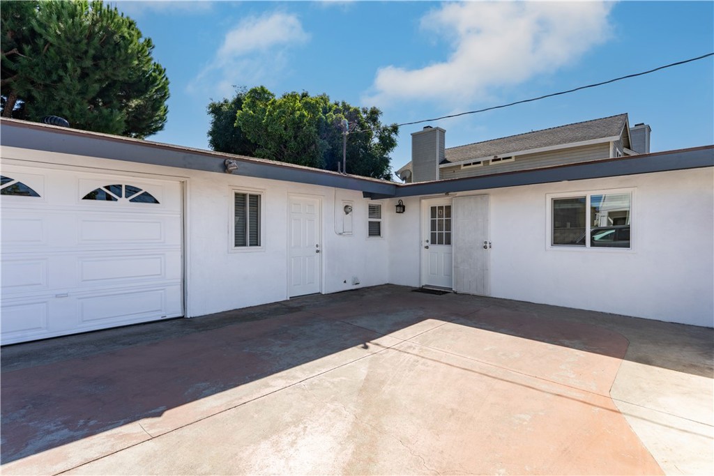 $4,800/month 777 18th Street B Costa Mesa CA, 9262764067879860097121