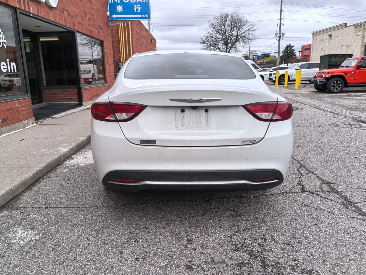 2015 Chrysler 200 Limited64147581420675123