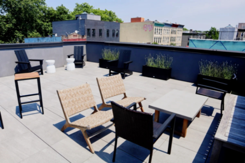 La Casa Bushwick63590772828547120