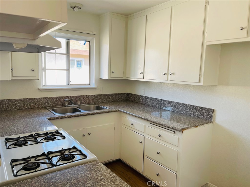 $1,795/month 10652 Burton Street D Riverside CA, 9250564112639997313121