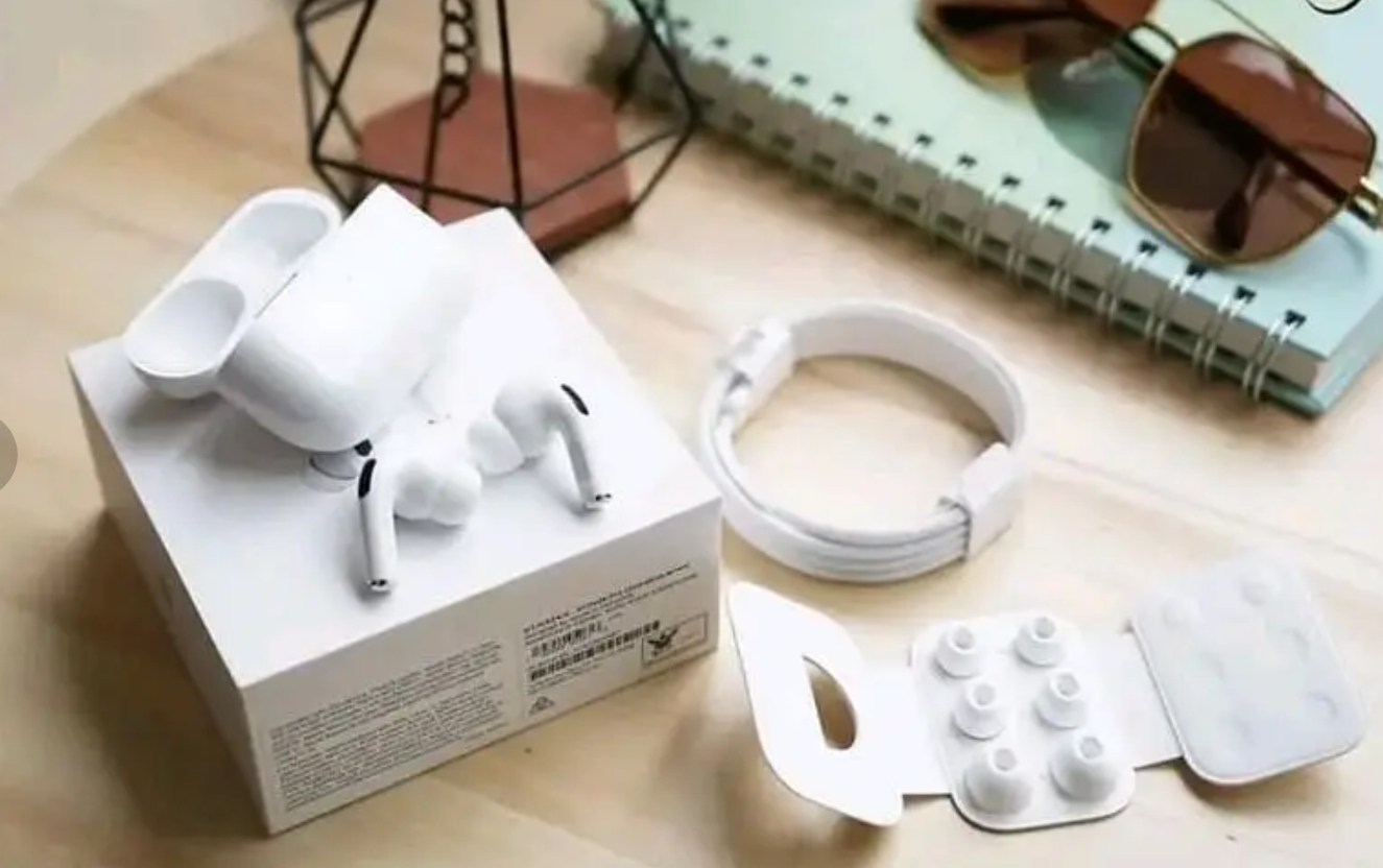AIRPODS PRO ( 2nd Generation Airpods Pro ) 7 bd
