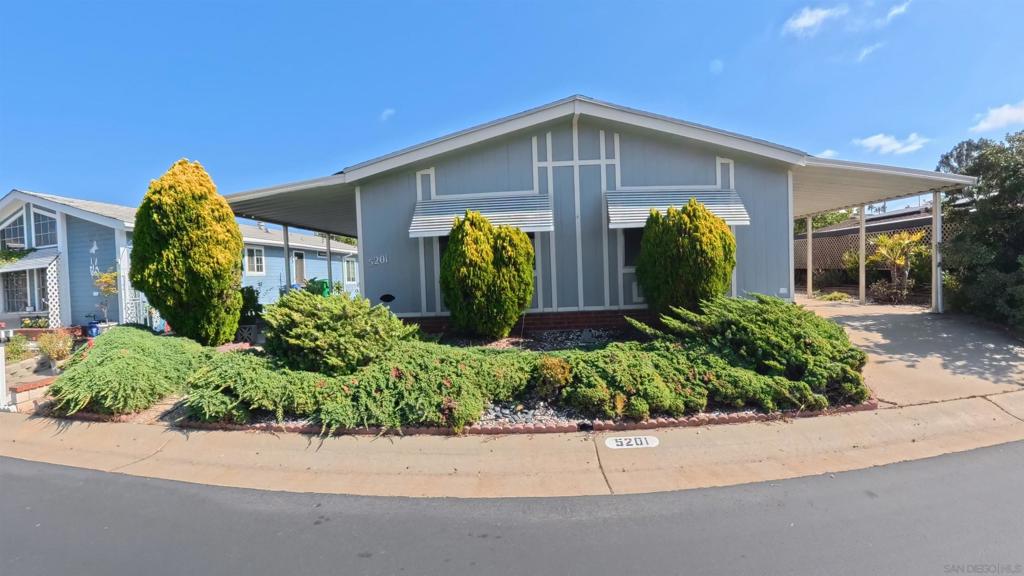 5201 Colonial Way Oceanside CA, 9205764067438858499120