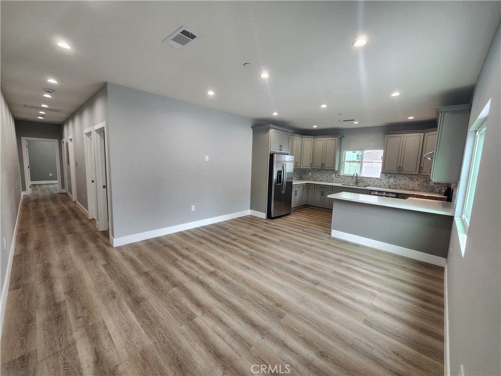 $3,995/month 6227 Orion Van Nuys CA, 9141164098282108289121