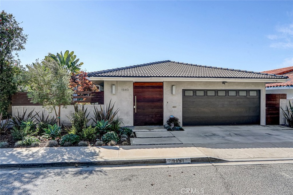 1540 Marine Avenue Manhattan Beach CA, 9026664131127263489120