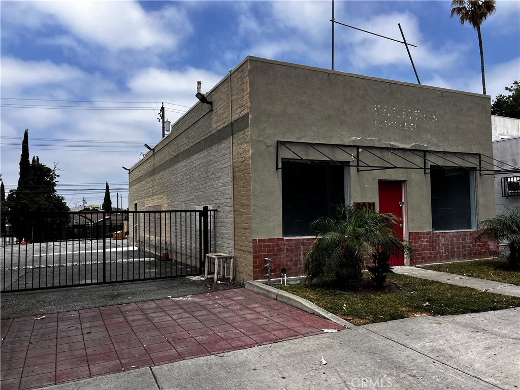 8031 Greenleaf Avenue Whittier CA, 9060264113092592130121