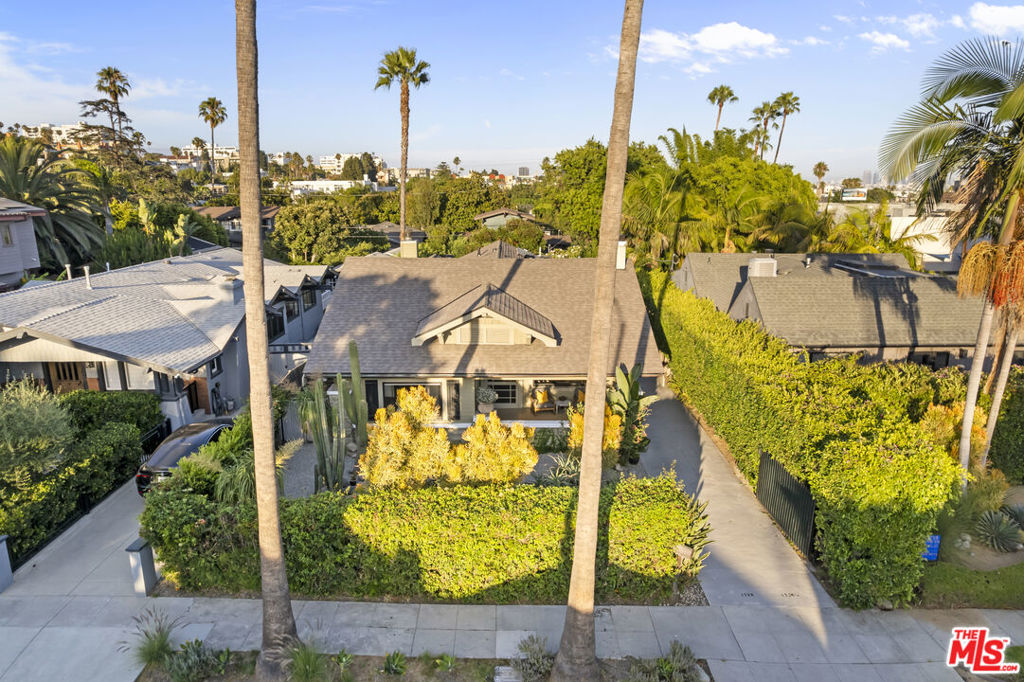 1528 N Curson Avenue, Los Angeles CA, 9004663701532846209121