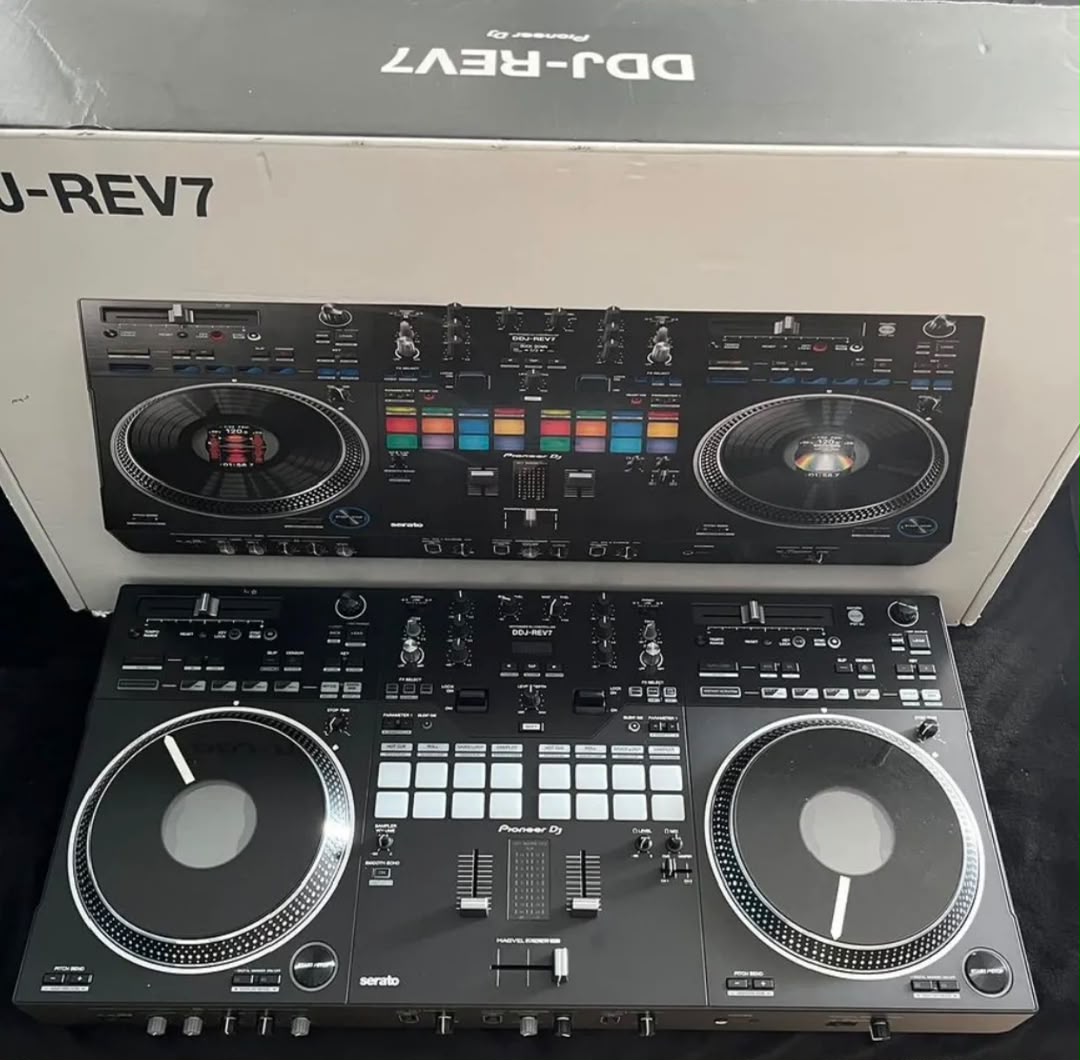 Controlador DJ Pioneer DDJ-REV7 en venta