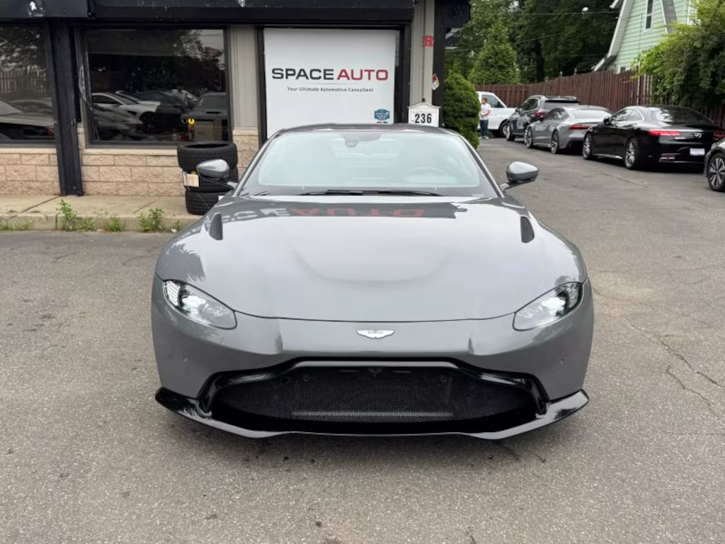 Pre-Owned 2020 Aston Martin Vantage Coupe 2D63282352167555121