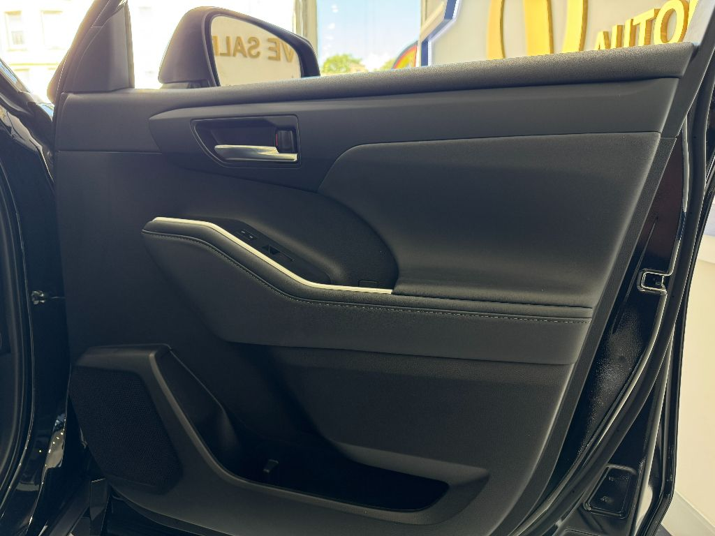 2023 TOYOTA HIGHLANDER XLE63334878263043124
