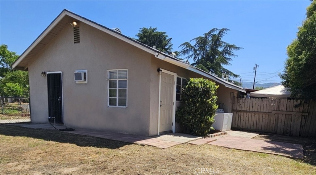$1,650/month 12372 1st Street Yucaipa CA, 9239964134541120770120