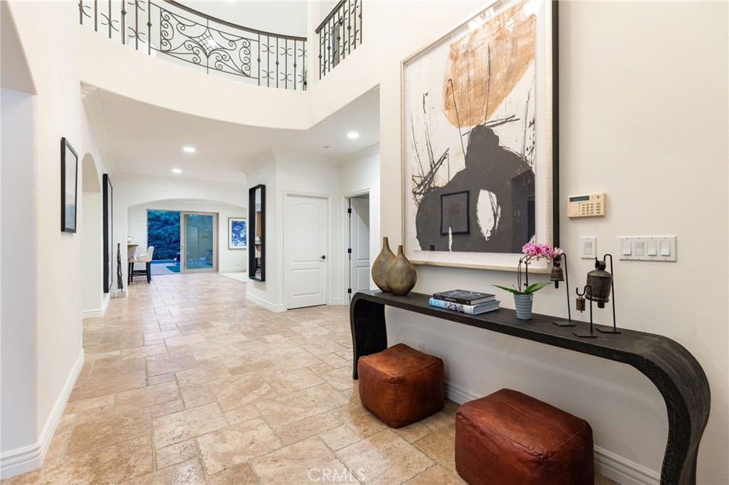16659 Addison Street Encino CA, 9143663626236130051121