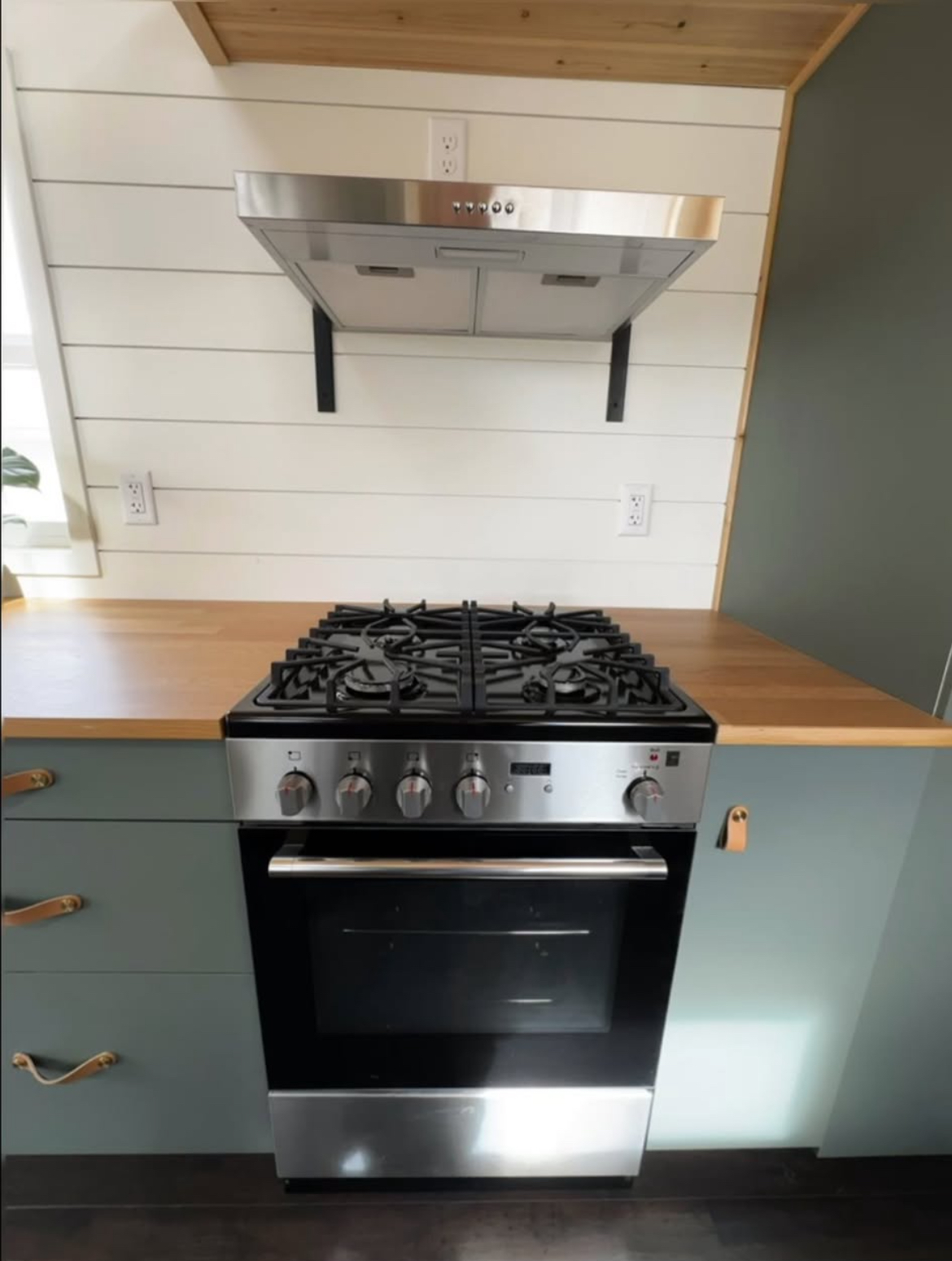Expert Tiny Home Construction Service Provide535275410534574088
