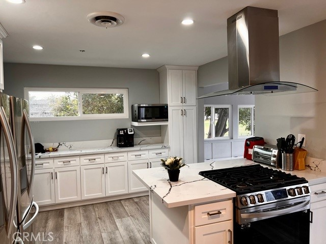 1514 E Maple Avenue, El Segundo CA, 9024563589926311681120