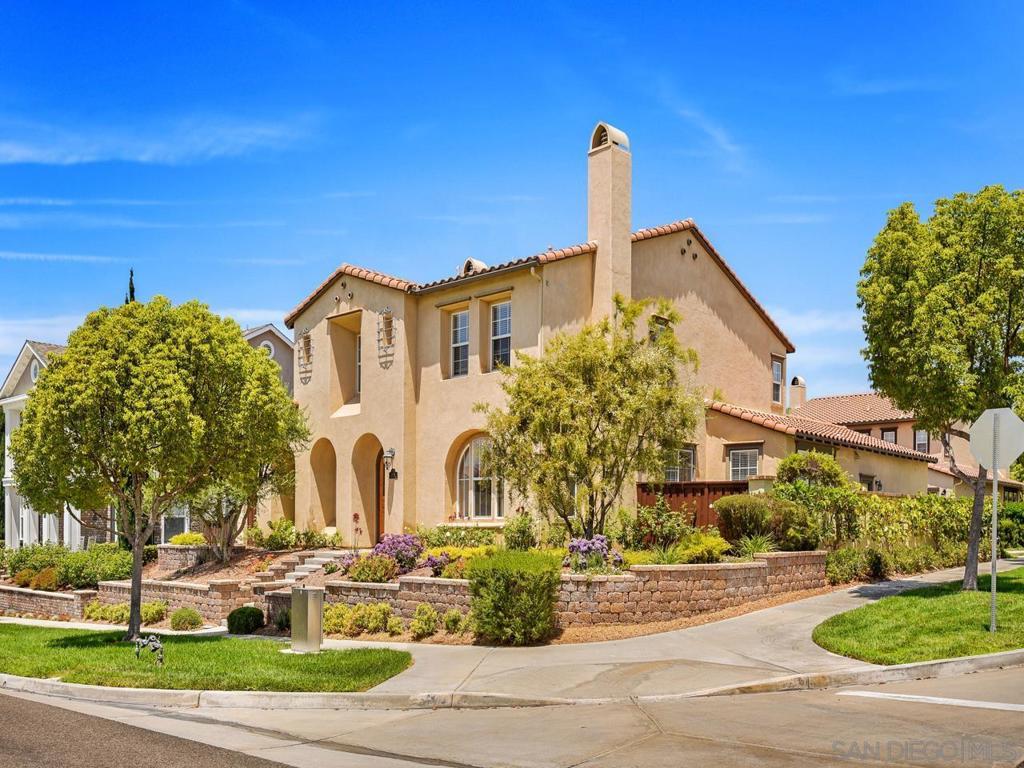 2676 Peppertree Way Carlsbad CA, 9200963788813717505120