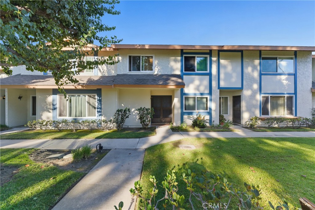 5950 Imperial South Gate CA, 9028064131795000195120