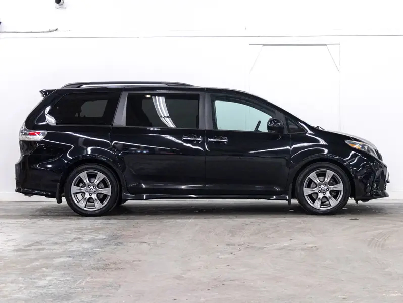 2018 Toyota Sienna64002401669507124