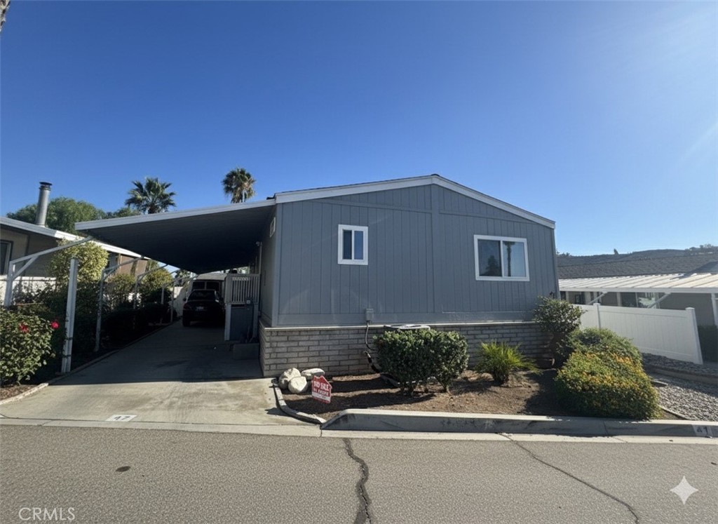 15181 Van Buren Boulevard 47 Riverside CA, 9250464090424344450120