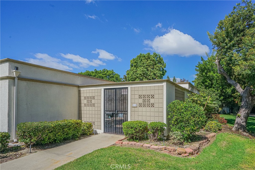 261 Calle Aragon A Laguna Woods CA, 9263764129707401731120