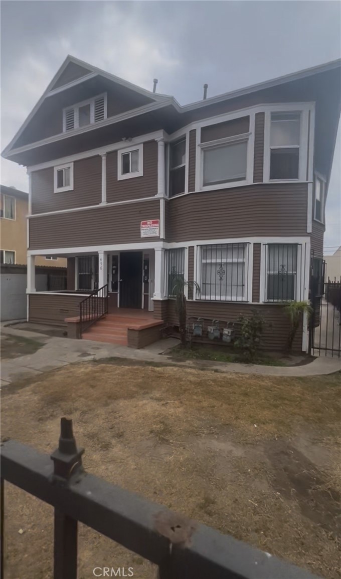 456 E 43rd Place Los Angeles CA, 9001164141712194945120