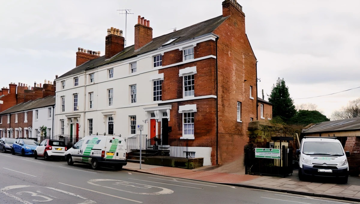 Abbey Foregate64165337283075124
