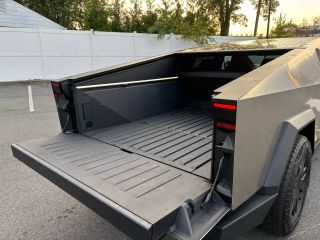 2024 TESLA CYBERTRUCK63283225321089124