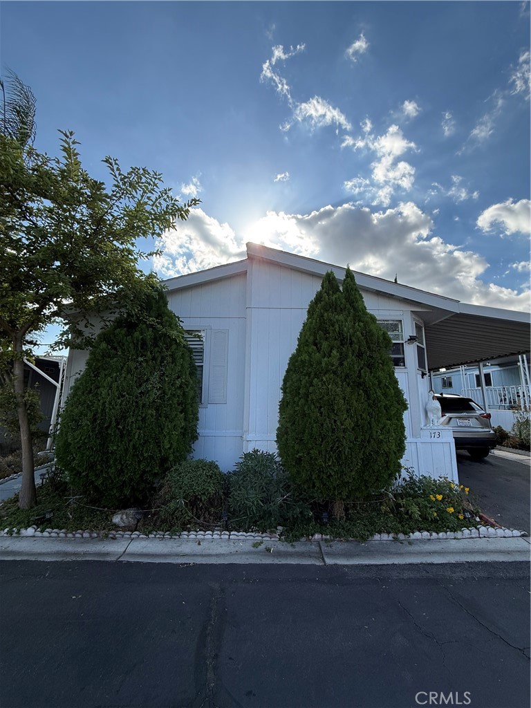 1350 San Bernardino 173 Upland CA, 9178664101760321026121