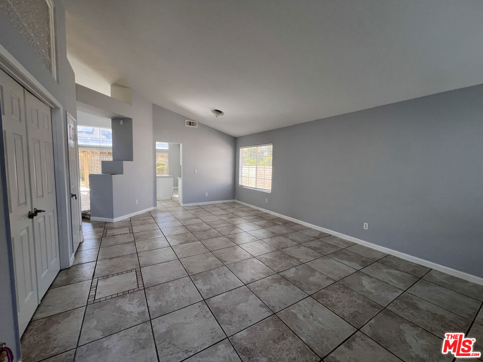 39821 Milan Drive Palmdale CA, 9355163711646323073121