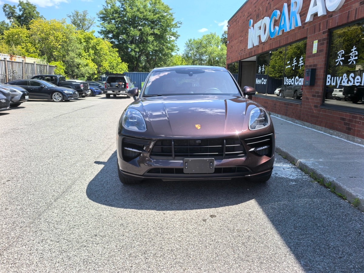 2021﻿ ﻿Porsche﻿ ﻿Macan﻿ ﻿GTS64135700191619121