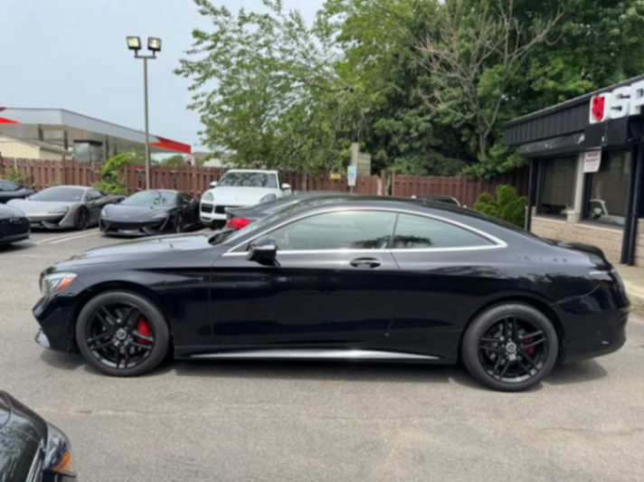 Mercedes-Benz S-Class S 560 4MATIC Coupe 2D de segunda mano de 201863280484769153121