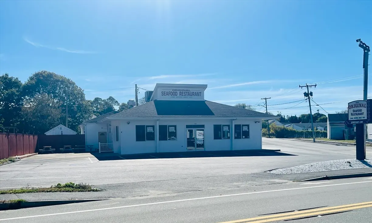 527 Main Street-Ma-28 Dennis, MA 02639