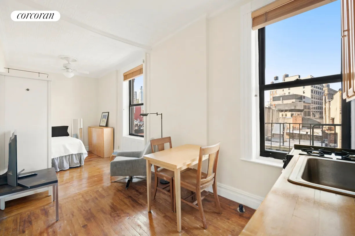 214 Mulberry Street, 6C