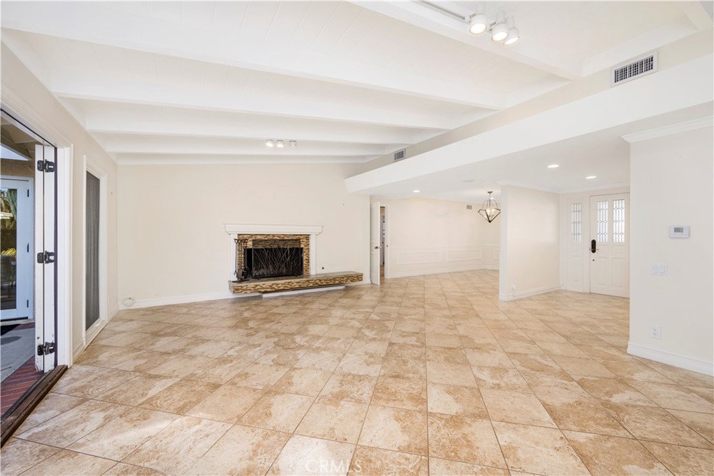 3150 Dona Maria Drive Studio City CA, 9160464099769404289120