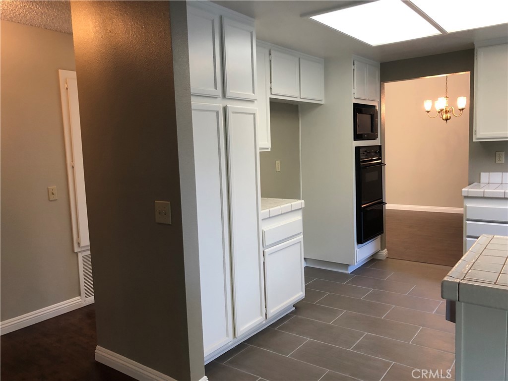 303 E Dunbarton Place Claremont CA, 9171164023380591107122
