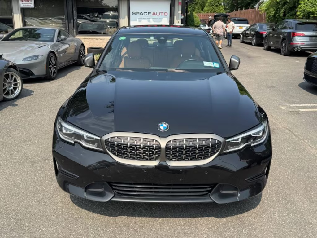 Pre-Owned 2019 BMW 3 Series 330i xDrive Sedan 4D63278070910465121