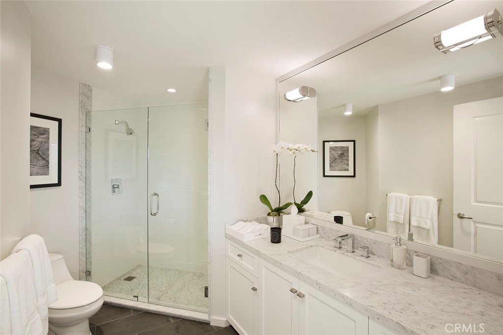 722 Americana Way M535 Glendale CA, 9121064134895713537122