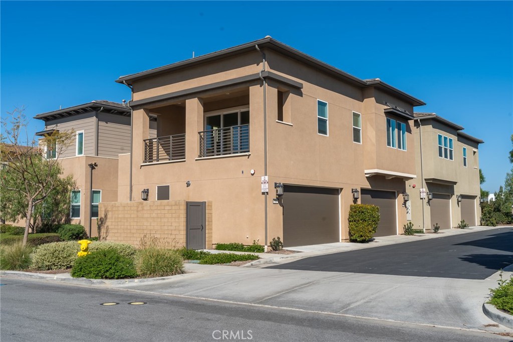 231 Follyhatch Irvine CA, 9261864112685456897120