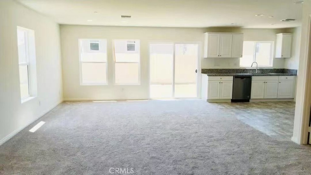 20081 Breeze Blooms Riverside CA, 9250763770204212995121
