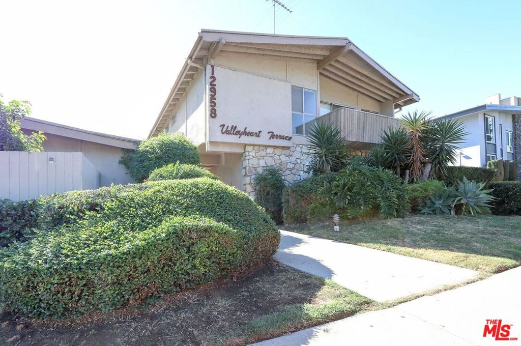12958 Valleyheart Drive 2 Studio City CA, 9160464088424799745120