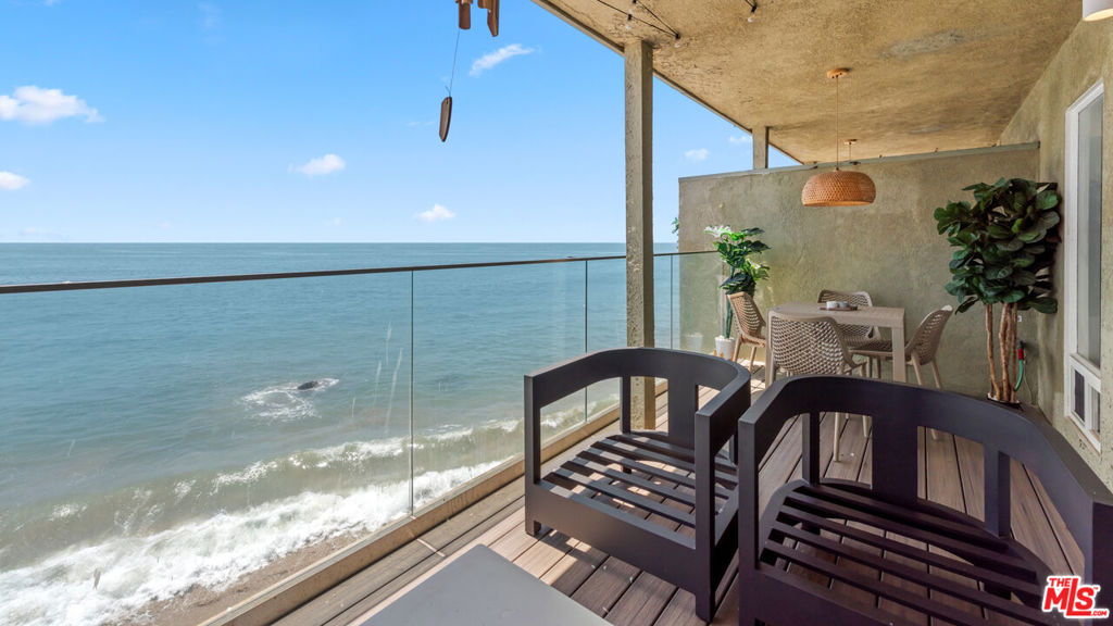 19748 Pacific Coast Highway Malibu CA, 9026564130760855297121