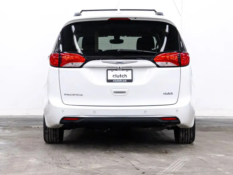 2017 Chrysler Pacifica64794574142467120