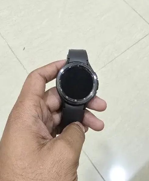 ساعة سامسونج جالاكسي ووتش 4 كلاسيك