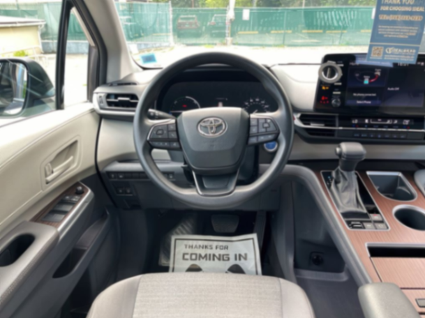 2023 TOYOTA SIENNA LE63323815793155122