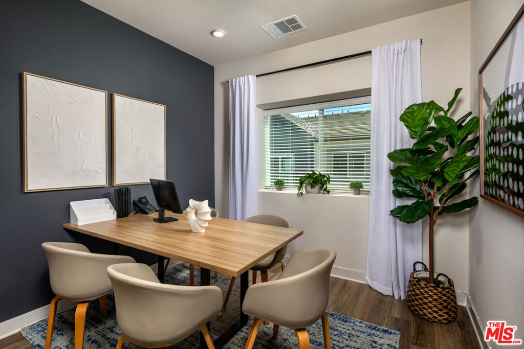 13995 Foothill Boulevard 3612 Fontana CA, 9233564088447134594122