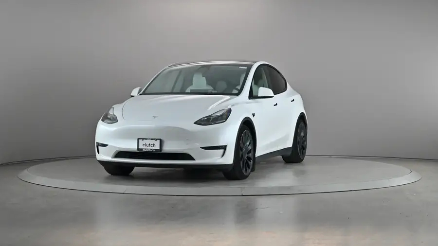 2023 Tesla Model Y64796669696643121