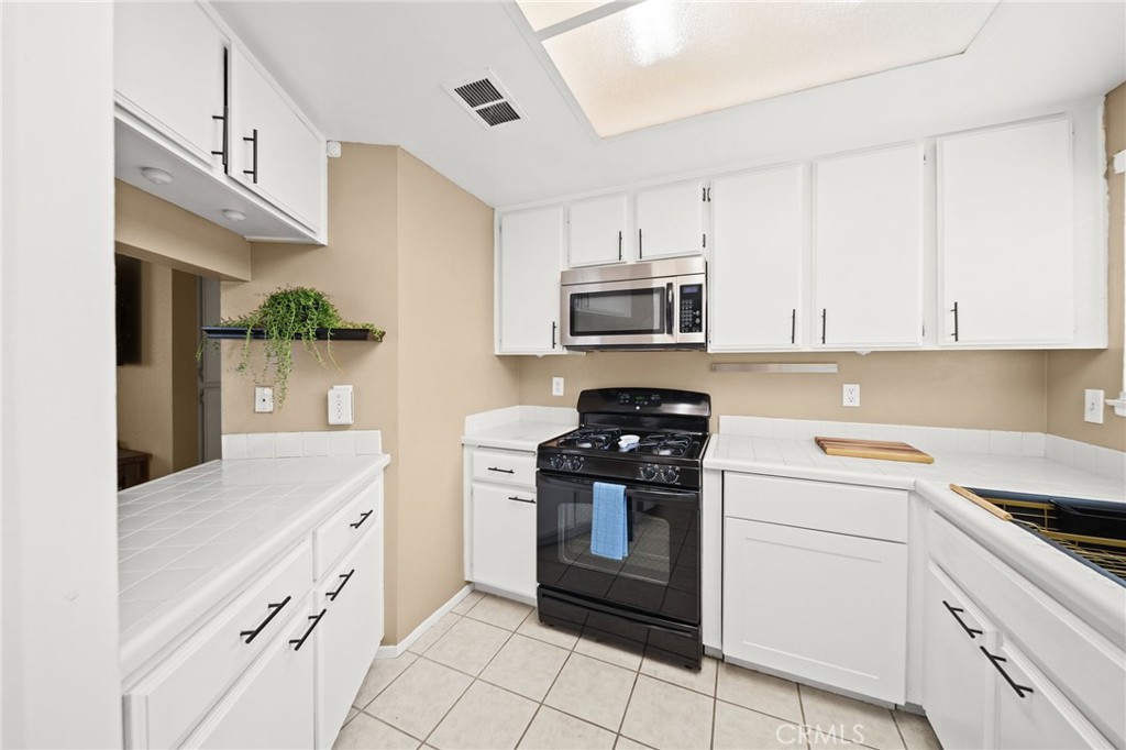 27780 Hillpointe Drive, Menifee CA, 9258564098603710594121