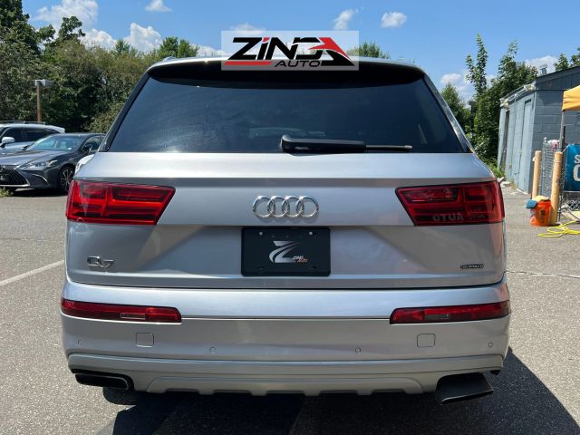 AUDI Q7 201863689173678083122