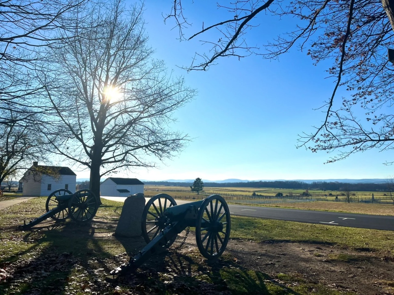 <1 Day> [Small Group of 2-14 People, Relive the Battle of Gettysburg] Gettysburg Day Tour: 4-Hour In-Depth Visit to Gettysburg National Military Park + Film 'A New Birth of Freedom' + Cyclorama360 Battlefield Simulation Theater + Gettysburg Town Tour64118945169537123